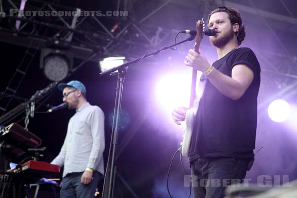 ALT-J - 2013-08-23 - SAINT CLOUD - Domaine National - Scene de la Cascade - 